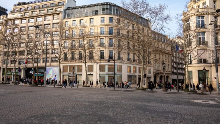 50 avenue des Champs-Élysées, Paris : entreprises