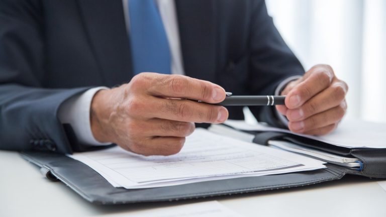 Marque d&rsquo;entreprise : comment en tirer un revenu pour le dirigeant